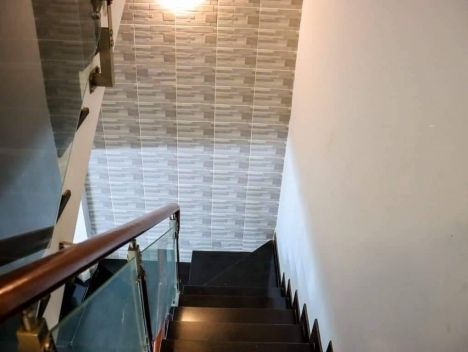 BÁN NHÀ PHẠM VĂN ĐỒNG GẦN GIGAMALL – TẶNG NỘI THẤT GỖ CAO CẤP –  GIÁ NHỈNH 4 TỶ