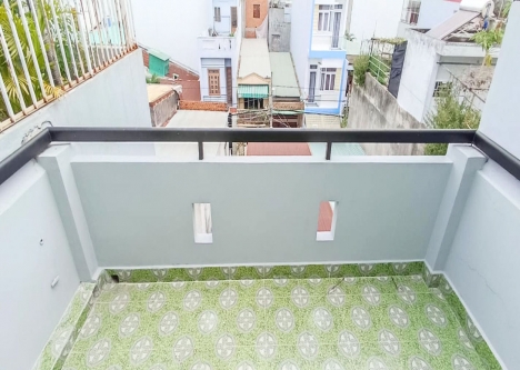 VỊ TRÍ ĐẸP, HIẾM NHÀ BÁN, H6M, 4 TẦNG, 50M RA LÊ VĂN KHƯƠNG Q12.