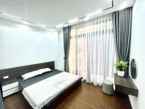 Nhà mới Lê Đức Thọ có ban công thoáng sáng vô cùng Dt50m2 5T mt 4,5m giá nhỉnh 5 tỷ