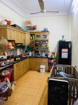 Bán nhà Phạm Văn Đồng - dân xây - 2 thoáng - ngõ nông - ô tô 48M *  - Giá 4.45 tỷ