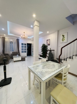 Bán nhà Xã Đàn 50m2 x 5T, Ô TÔ nhỉnh 4 tỷ