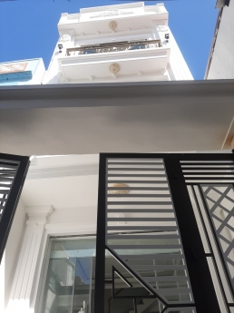 Bán Nhà chính chủ,mặt ngõ 81 phạm hữu điều Trần Nguyên Hãn
DT 54m2 x 4 tầng. Giá 3ty350 có tt