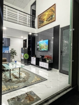 Nhà cho Vợ Chồng văn phòng trẻ, Điện Biên Phủ, ÔTô đỗ cửa, Tặng Nội Thất, 45m2, 2 tỷ 5.
