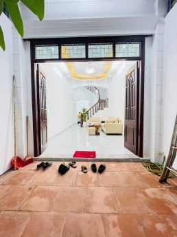 NHÀ MỚI Ở NGAY-BA GÁC VÀO NHÀ
BÙI XƯƠNG TRẠCH 47M GIÁ 4.7 TỶ