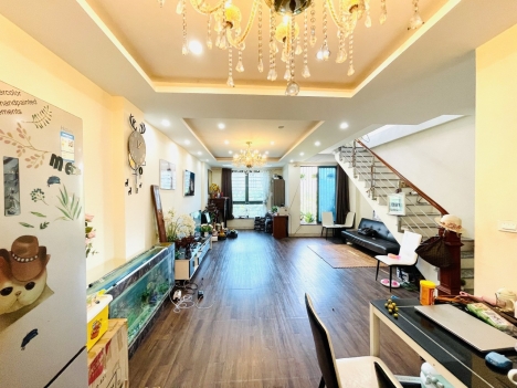 BÁN NHÀ PHỐ ĐẶNG VĂN NGỮ: 44M2, 5 TẦNG, 4 NGỦ, MT 4M, NGÕ 3 GÁC, 10M RA PHỐ. 3.4 TỶ