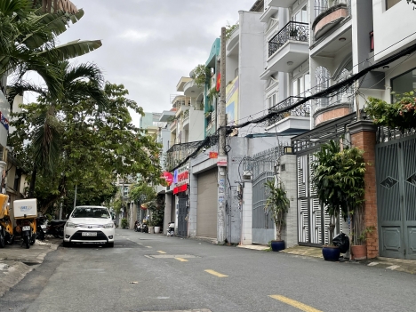 Bán nhà HXH ĐiệnBiênPhủ,P1,Quận3- 3Tầng 4PN, DT: 3.9mx16m Ôtô Quay Đầu