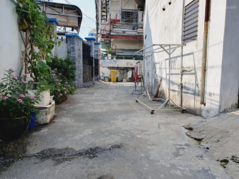 Nhà Bán Hẻm Xe Hơi 82m2 Nam Hòa Phước Long A Thủ Đức chỉ hơn 4 Tỷ Có Dòng Tiền Gía Rẻ