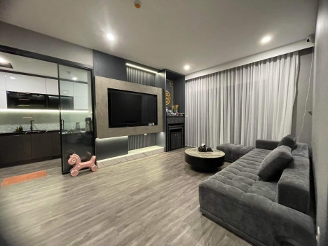 Bán căn hộ 390 Nguyễn Văn Cừ- 4 PN, 2 Ban công, tâng 5, View ĐẸP,NỘI THẤT đầy  đủ