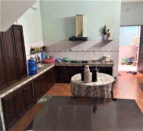 MẶT TIỀN KINH DOANH ĐA NGÀNH, LÒNG ĐƯỜNG 12M, SÁT CHỢ, 3P QUA TÊN LỬA, NGANG HIẾM 5M, NHÀ RẤT MỚI