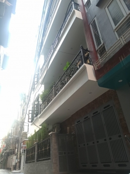 Bán nhà Trương Công Giai, Cầu Giấy, 52m2 x 5 tầng, 2 mặt thoáng, ô tô vào nhà, kinh doanh, 15m ra