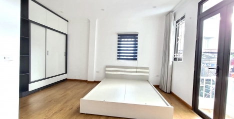 NHÀ TRẦN KHÁT CHÂN-NGÕ BA GÁC, LÔ GÓC, NHÀ ĐẸP Ở NGAY, 35m2 x 4 tầng, MT 4.5M, Giá 4.2 tỷ có TL