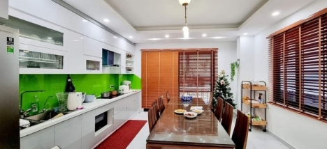 Siêu phẩm! nhà Tô Hiệu, 35.5m² x 4.5 tầng, ngõ ba gác, 20m ô tô dừng đỗ, gần chợ. Giá bán: Nhỉnh 4