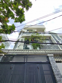 Bán nhà góc 2 mặt tiền ở ngay, Gần chợ Hiệp Bình 75m,Hẻm xe hơi