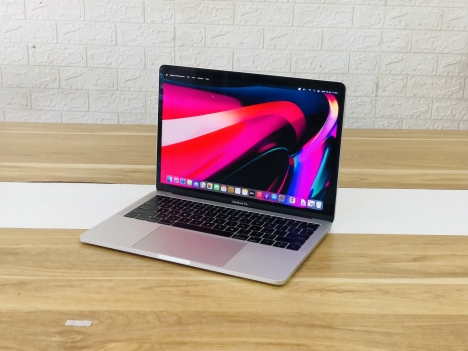 Macbook Pro 2016 Like New 99%