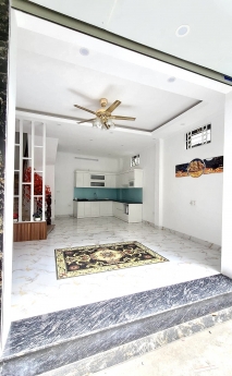 NHÀ TRẦN KHÁT CHÂN-NGÕ BA GÁC, LÔ GÓC, NHÀ ĐẸP Ở NGAY, 35m2 x 4 tầng, MT 4.5M, Giá 4.2 tỷ có TL