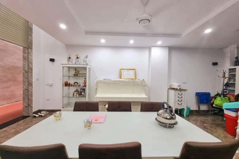 Bán nhà riêng,44mxMT 4.3m,3 thoáng,ngõ ô tô,gần đường,đường Tây Sơn,Đống Đa,8.8 tỷ TL,