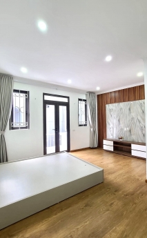NHÀ TRẦN KHÁT CHÂN-NGÕ BA GÁC, LÔ GÓC, NHÀ ĐẸP Ở NGAY, 35m2 x 4 tầng, MT 4.5M, Giá 4.2 tỷ có TL