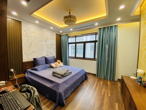 NHƯỢNG LK VINHOMES GARDENIA MỸ ĐÌNH 93M2 5 TẦNG FULL NỘI THẤT XỊN