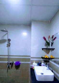 Nhà phố Phúc lợi, Mới đẹp, Ô tô vào nhà, Full nội thất, chỉ 3,9 tỷ.