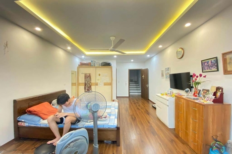 Bán nhà gần phố,Q. Đống Đa,44m2xMT 4.3m,thoáng,ngõ oto,chính chủ,8.8 tỉ TL,0932738111