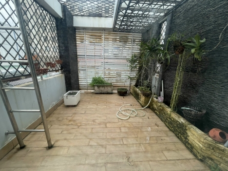 Bán nhà ngay ĐẠI HỌC BÁCH KHOA QUẬN 10 HCM 5 Tầng  10.9 TỶ HXH