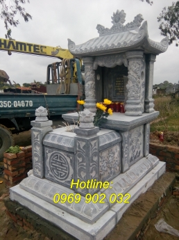 Mộ đá nguyên khối tự nhiên giá rẻ bán tại Thái Nguyên