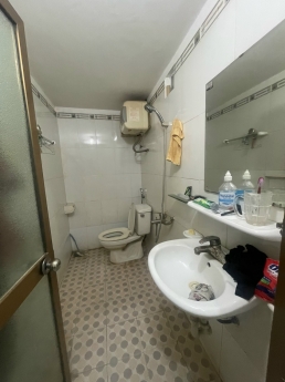 Hàng nóng 

TẠI NGÕ 128 TÔN ĐỨC THẮNG, SDCC 51m x 2 tầng, 2 ngủ 2 wc, sân cổng riêng, Chỉ có 1 tỷ