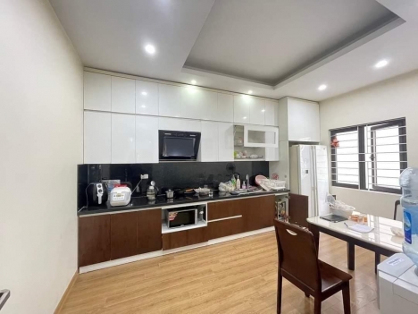 DIỆN TÍCH LỚN,MẶT NGÕ BỒ ĐỀ THÔNG HỒNG TIẾN NHÀ ĐẸP 2 THOÁNG KINH DOANH Bồ Đề 75m2 5T 5m MTgiá giao