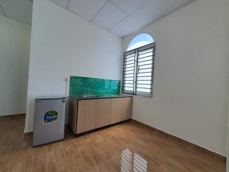 Bán tòa nhà dịch vụ 4 tầng Lô Góc Phan Huy Thực, 152m2, 20 phòng full nội thất.