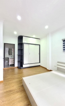 NHÀ TRẦN KHÁT CHÂN-NGÕ BA GÁC, LÔ GÓC, NHÀ ĐẸP Ở NGAY, 35m2 x 4 tầng, MT 4.5M, Giá 4.2 tỷ có TL