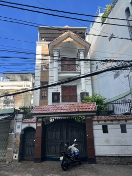 Bán gấp biệt thự cổ tạo lạc trên MT Đội Cung, F11, Q11