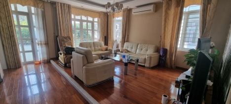 NHÀ ÂU CƠ - TÂY HỒ. VIEW HỒ TÂY. 48M2. 6 TẦNG. 3 THOÁNG. 30M Ô TÔ. 50M THUNG LŨNG HOA. 6,3 tỷ