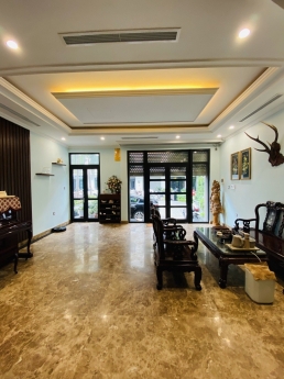 NHƯỢNG LK VINHOMES GARDENIA MỸ ĐÌNH 93M2 5 TẦNG FULL NỘI THẤT XỊN