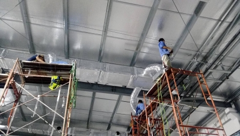 Máy lạnh âm trần (giấu trần) nối ống gió với công nghệ làm lạnh nhanh chóng