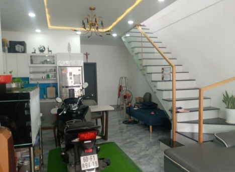 Bán nhà 85 2MT 1 trệt 1 lầu đường ô tô gần GX Xuân Hòa phường Tam Hiệp Biên Hòa
