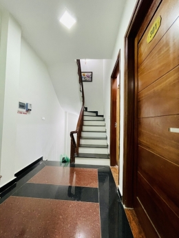 Cực hiếm! nhà Lê Hồng Phong, 35m² x 4.5 tầng, ngõ ba gác, 50m ôtô dừng đỗ. Giá bán 3.4 tỷ: LH: