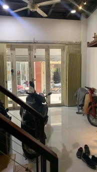 BÁN NHÀ QUẬN 11, HXH ĐỔ CỬA, SÁT MẶT TIỀN PHÚ THỌ, NGAY LẠC LONG QUÂN, GẦN ĐẦM SEN, NHÀ RẤT MỚI