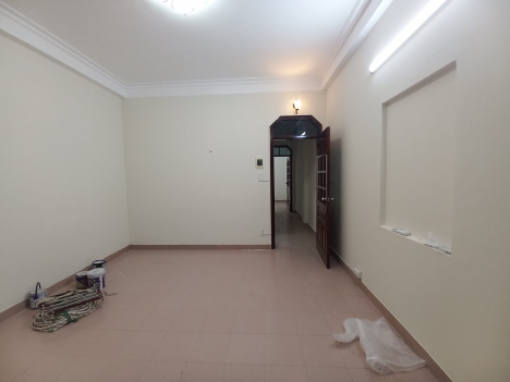 Chính chủ bán nhà phố Lê Trọng Tấn, gần 46m2 giá 7.6 tỷ