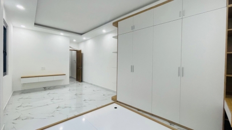 Ngang 10M, Mới tinh - Bán nhà Q3 gần Hai Bà Trưng - 4 Tầng, Nhỉnh 6 tỷ