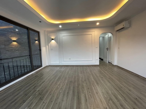 HOA HẬU NGÃ TƯ SỞ - 8 TẦNG THANG MÁY – Ô TÔ TRÁNH ĐỖ - 50M2 11 TỶ.