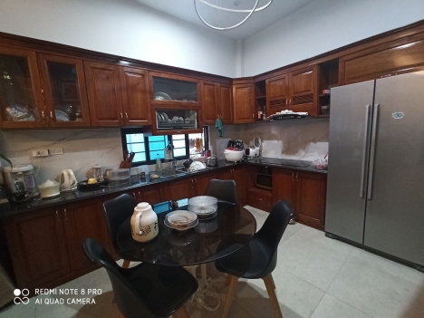 Nhà đẹp dân xây phố Việt Hưng, Lô góc, 54 m2, 4 tầng, giá chỉ 4,6 tỷ.