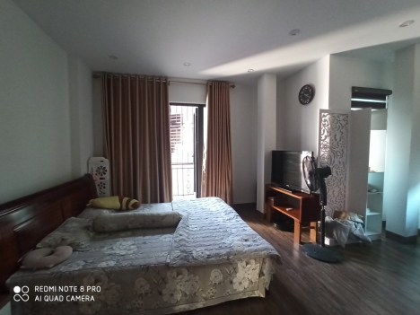 Nhà đẹp dân xây phố Việt Hưng, Lô góc, 54 m2, 4 tầng, giá chỉ 4,6 tỷ.