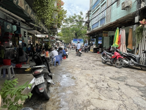 Bán nhà Q3 trên 10tỷ Bàn Cờ,Phường3- 4Lầu 4PN,DT:3.8mx18m ôtô Quay Đầu