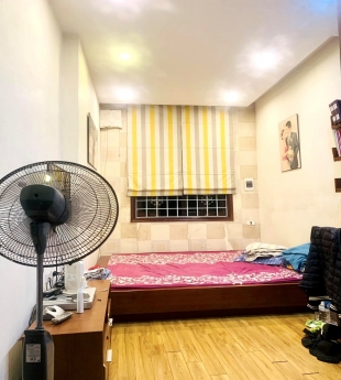 HIẾM! PHÂN LÔ LÊ THANH NGHỊ- NGÕ THÔNG, Ô TÔ ĐỖ CÁCH 20M, BA GÁC VÀO TẬN CỬA, 40m2 x 4 tầng x 4 ngủ