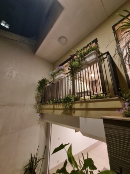 Ô tô - Kinh doanh  Kim Mã  292m x 4 tầng, MT16, giá 60,5 tỷ