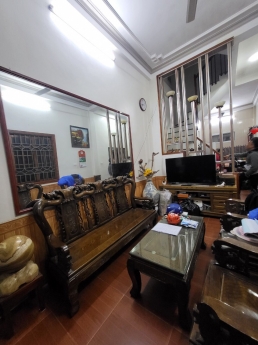 Bán nhà Ngô Quyền 38m2 4T chỉ hơn 4tỷ lô góc ô tô nhà đẹp