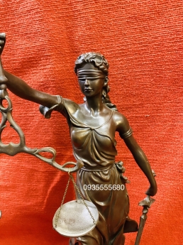Giao lưu tượng đồng nữ thần công lý châu âu