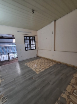 Bán nhà gần phố Lê Hồng Phong 46m2 2T mt 4,3m chỉ hơn 3tỷ.