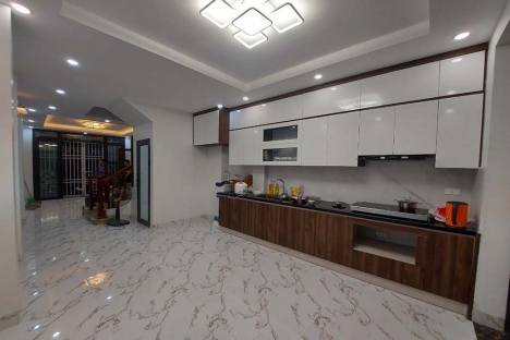 Bán nhà sát chợ,phường Trung Liệt,45m2x4tầng,thoáng,đường oto,sổ đỏ chính chủ,nhỉnh 11 tỷ