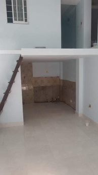 Không mua thì mua ở đâu, Nhà xe tải 8x16, Đông Bắc, Q12, đang thu 350tr.năm